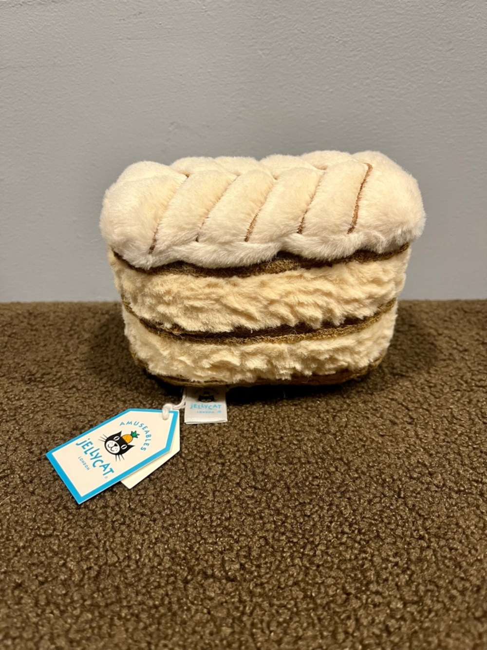 Jellycat Amuseables Milie Mille-Feuille plush - Picture 4 of 5